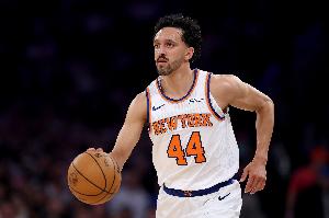 美記：尼克斯可能交易一名球員換選秀權 來留下布羅格登和沙梅特