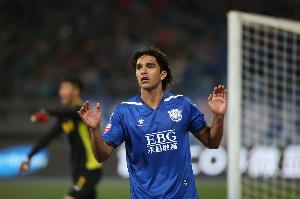 38歲中超舊將想復出踢跨洲附加賽，玻利維亞主帥婉拒：一年沒踢球