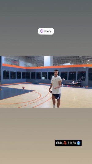 神龜尖叫！姆巴佩挑戰(zhàn)連進(jìn)3個(gè)3分球，梅開(kāi)二度后戴帽失敗痛苦大喊