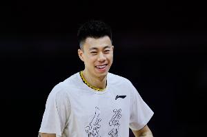 上海男籃熱身賽逆轉橫濱 張鎮麟首秀12分5板6助&懷特塞德13分7板