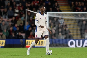 阿達(dá)拉比奧尤：生涯首秀是代表曼城1-5輸給藍(lán)軍；兒時偶像有很多