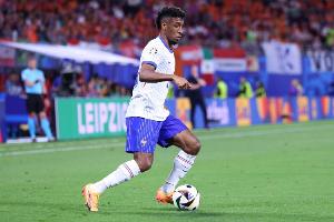 德媒：拜仁元老級理療師比安奇將前往沙特，擔任科曼的私人理療師