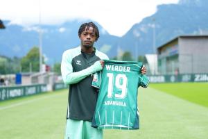 賣便宜了！尤文今夏1000萬歐出售姆班古拉，如今德甲3場1球3助攻