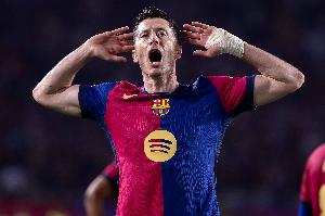 巴薩本世紀(jì)首次有2名球員替補(bǔ)登場，在單場西甲同場完成梅開二度