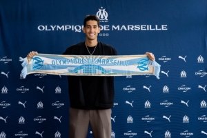 記者：馬賽后衛阿格德頭部遭撞擊，無緣出戰皇馬