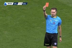 米蘭遭多處爭議判罰：普利西奇被拉倒+恩昆庫兩連倒地均未判點