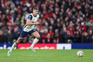 范德文談犯規(guī)染黃：我覺得我是去爭奪球權，所以那不是紅牌