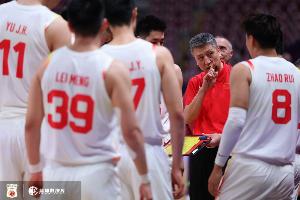 媒體人：水平沒提升 單節打幾分鐘都無法讓我們適應FIBA的高強度