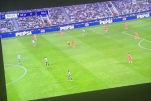 格拉利什看巴薩歐冠比賽：看佩德里和德容踢球真是享受