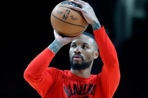 利拉德：新秀賽季就主動(dòng)站出來投關(guān)鍵球 大學(xué)時(shí)經(jīng)常模擬絕殺球