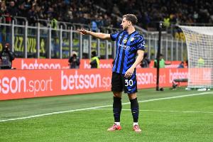 卡洛斯-奧古斯托：我們展現出了取勝的決心 我能踢多個位置是好事