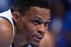 楊毅：威少粉絲現在都不好意思說話了 比賽內容不支持他回擊質疑