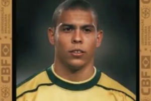 羅納爾多今天49歲生日，巴西隊(duì)送祝福：你讓9號成為敬畏的象征