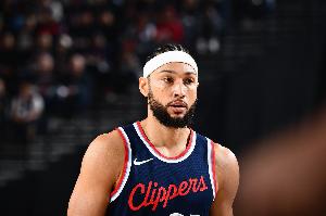 平森：西蒙斯不能接受自己發揮不好 他現在完全成了一個笑話