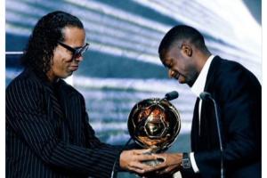 回旋鏢打臉自己登貝萊2014年發文：足球太難了，11年后獲金球