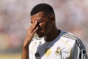 快27歲的姆巴佩仍0金球0歐冠，同齡梅西4金球3歐冠C羅1金球1歐冠