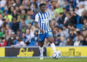 二選一？綠帽哥：巴萊巴家人近日分別拜訪了安菲爾德和老特拉福德