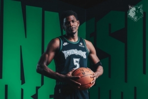 狼王時期的經(jīng)典球衣！森林狼官宣新賽季帶回經(jīng)典球衣！