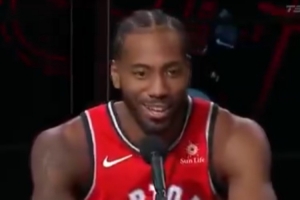 名場面！7年前的今天：小卡發布會自稱“Fun guy” 發出魔性笑聲