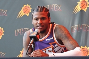 杰倫-格林：主帥強調進攻空間要拉得更開 我們打快速強硬的籃球