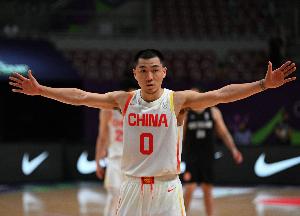 高詩(shī)巖：人心中的成見(jiàn)是座大山  改變不了成見(jiàn) 那就自己翻過(guò)這山