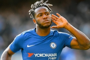 切爾西祝巴舒亞伊32歲生日快樂，效力期間出戰77場25球6助