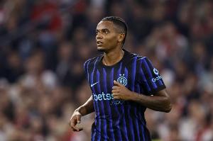 阿坎吉坐穩(wěn)國米主力位置，瑞士主帥：他有自信有能力效力任何球隊(duì)