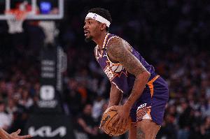 盧：比爾今天沒參加對抗訓練 博格丹打了一半對抗賽感覺不錯