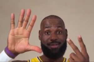 NBA版手勢舞！詹庫杜領銜眾將用手勢比出自己是第幾個賽季