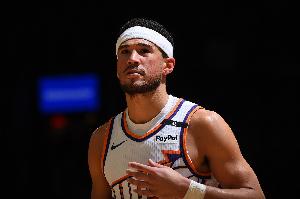 納什言傳身教 布克主動擔責 太陽新領袖將在新賽季迎來最佳導師