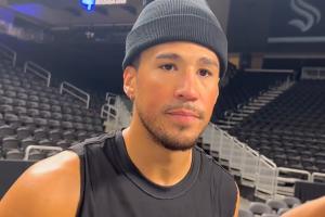 艾頓能為湖人帶來什么？布克：我想 我們只能拭目以待