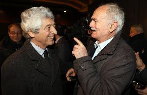 馬佐拉談米蘭雙雄：肯定希望國(guó)米在新球場(chǎng)獲勝，但另一個(gè)隊(duì)就……