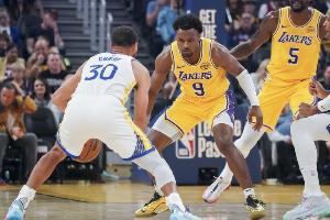 夸梅：超遠三分不適合布朗尼 真當自己是庫里或利拉德了