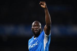 員外也曾上億！32歲盧卡庫(kù)身價(jià)跌至1500萬歐，曾兩度突破1億身價(jià)