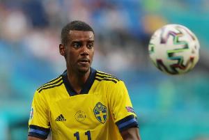 伊薩克：對陣瑞士的比賽我可以出戰，如果需要我能踢滿90分鐘