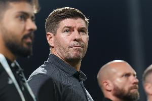 天空體育：杰拉德將抵達倫敦，接下來幾天內將與流浪者進行談判