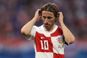 捷克主帥：我讓球員消耗莫德里奇的體能，但讓他疲憊真的很難做到