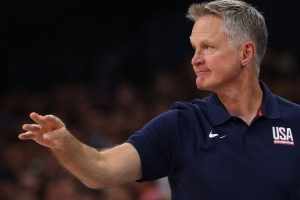 卸任美國男籃主帥！科爾帶領球隊奪23年世界杯第四、24年奧運金牌