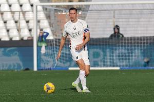 記者：國米關注薩索洛中衛伊澤斯和穆哈雷莫維奇