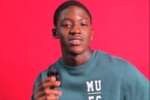 梅努趣味問答：曼聯傳奇7號選誰？C羅 | 最喜歡什么色球衣？黑色