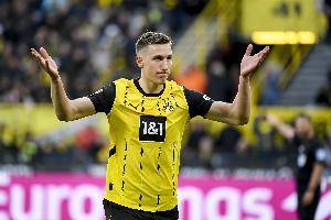 法爾克：拜仁對施洛特貝克感興趣，但目前他并非首選