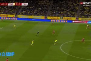 2億雙鋒欲哭無淚！約克雷斯做球伊薩克奔襲送半空門，隊(duì)友…解圍