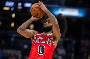 多諾萬：科比-懷特預計趕得上揭幕戰！但季前賽應該不打了！