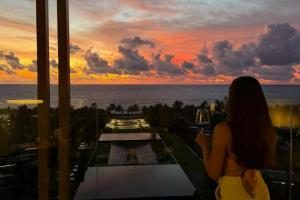 神仙眷侶侯永永社媒罕見曬出女友照片，兩人已低調(diào)相戀多時(shí)