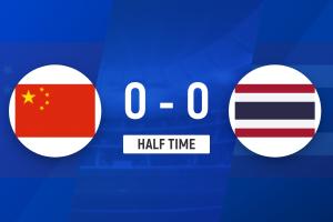 半場-劉誠宇頭球中柱劉浩帆錯失機(jī)會 U22國足暫0-0泰國U23
