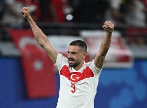 德米拉爾：希望土耳其能參加世界杯，感謝恰爾汗奧盧的精準助攻