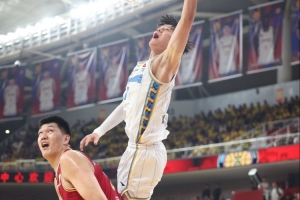 媒體人：曾凡博因傷錯過了本該前往美國參加的訓練營和夏季聯賽