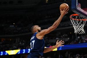 內(nèi)線支柱！戈貝爾半場(chǎng)9中4拿到10分5板1帽