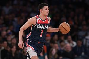 Scotto：雄鹿簽22年10號秀約翰尼-戴維斯 球員將加入G聯盟球隊