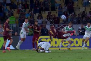 還能戰41歲中衛蒂亞戈-席爾瓦98分鐘絕殺！凌空側鉤雜耍進球